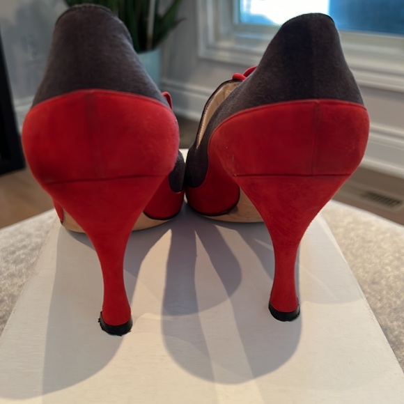 Vintage Manolo Blahnik suede pump size 38.5 - Picture 3 of 8